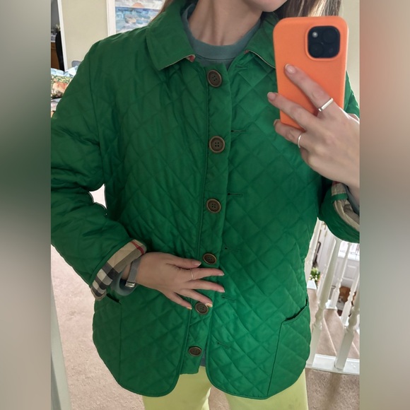 Green Burberry Quilted Jacket - Picture 3 of 12